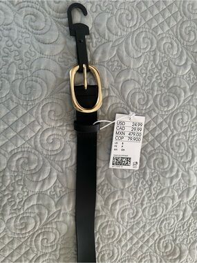 H&M Black Belt with Gold Oval Buckle